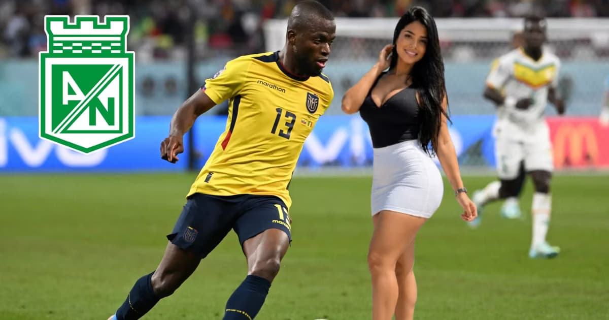 Enner Valencia jugando con Ecuador