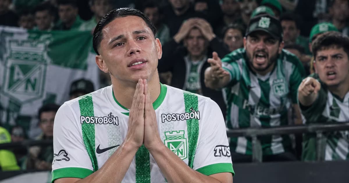 Kevin Parra pidió disculpas, pero la hinchada de Atlético Nacional pide su salida