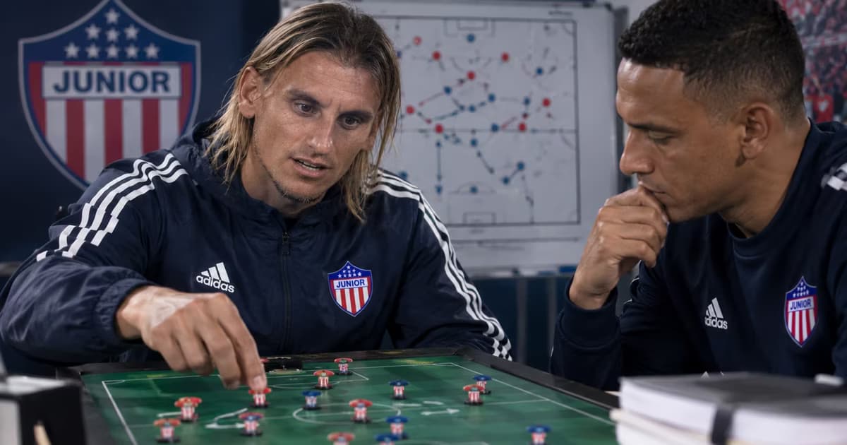 Sebastián Beccacece tiene un estilo de presión alta que Junior debe evaluar para 2027