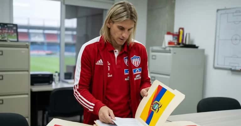 Junior encuentra en Beccacece una oportunidad para buscar refuerzos en Ecuador