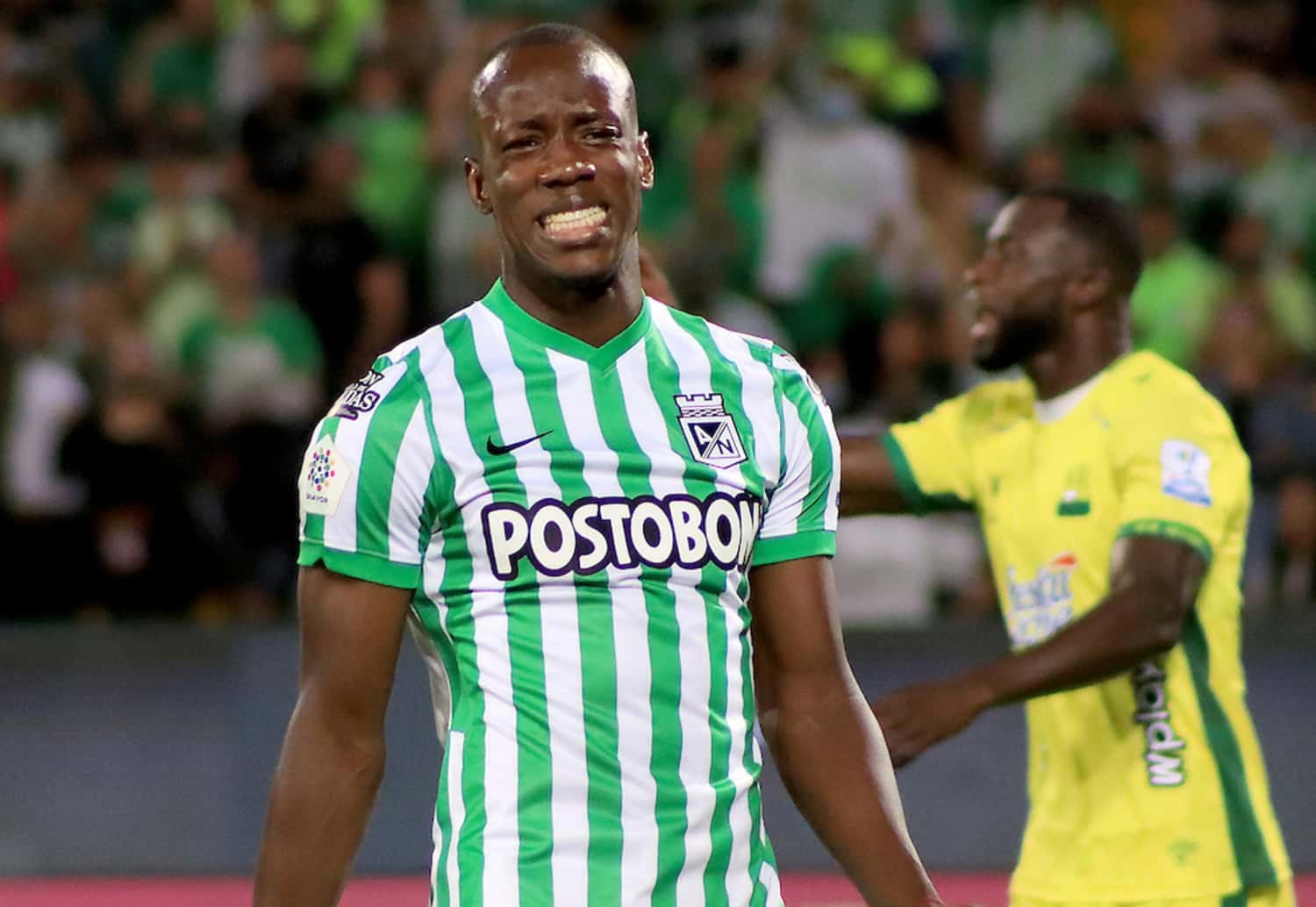 Al caso de Baldomero Perlaza se le agregó un nuevo punto de picante y es que su esposa salió a arremeter con dardos contra quienes critican al jugador de Atlético Nacional.