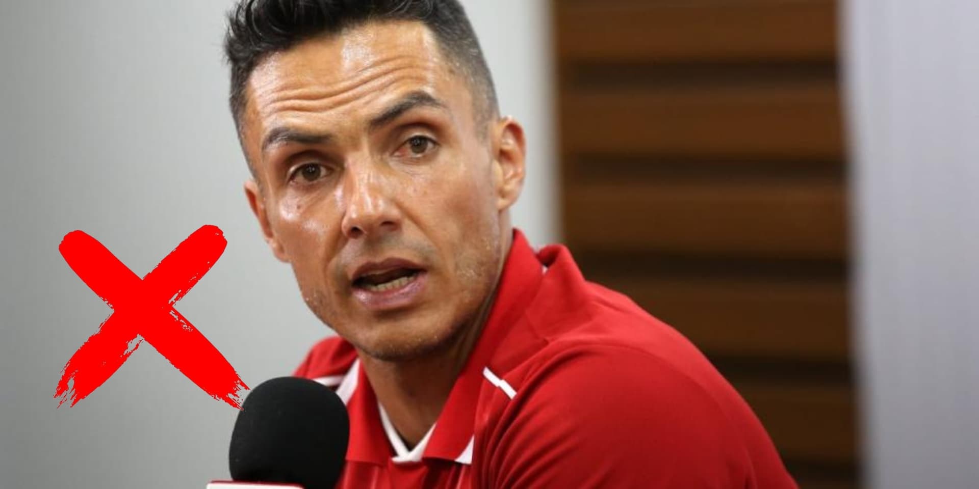 América despidió a Lucas González por decisión de directiva.