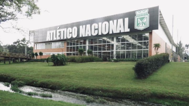 Aunque el equipo puede respirar gracias a la contundente victoria en el clásico paisa, aun no se ha definido quien es el técnico oficial, por ahora se mantiene el interinato.