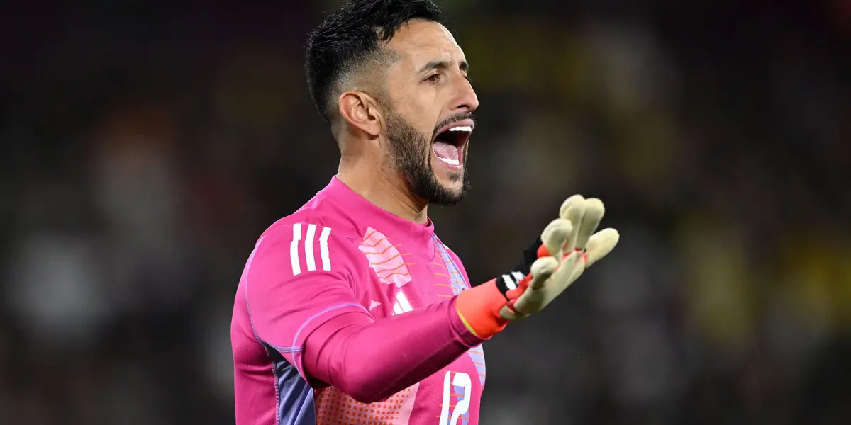 Camilo Vargas se vistió de héroe para evitar que se abulte el marcador vs. Brasil