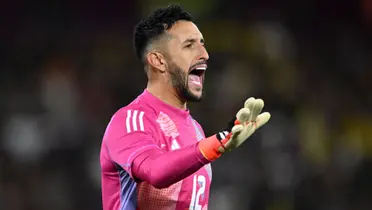 Camilo Vargas se vistió de héroe para evitar que se abulte el marcador vs. Brasil