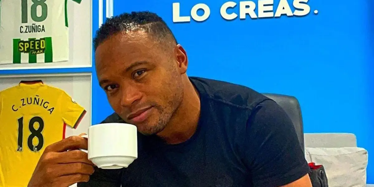 Camilo Zúñiga ex jugador de la Selección Colombia hizo una emotiva publicación que generó reacciones positivas en sus seguidores y ex colegas jugadores.
