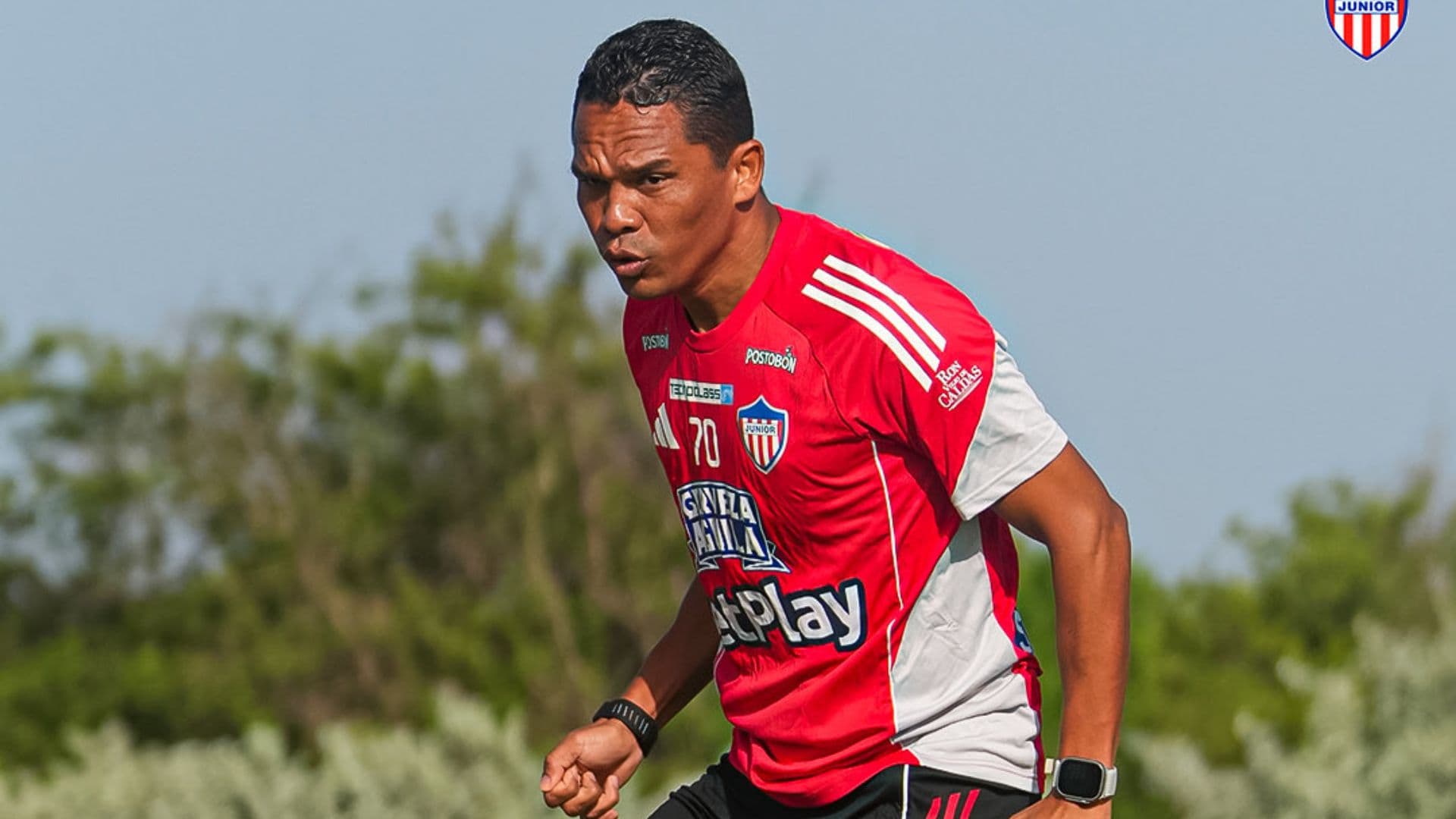 Carlos Bacca mostró su inconformismo sobre el arbitraje en el FPC - X @JuniorClubSA