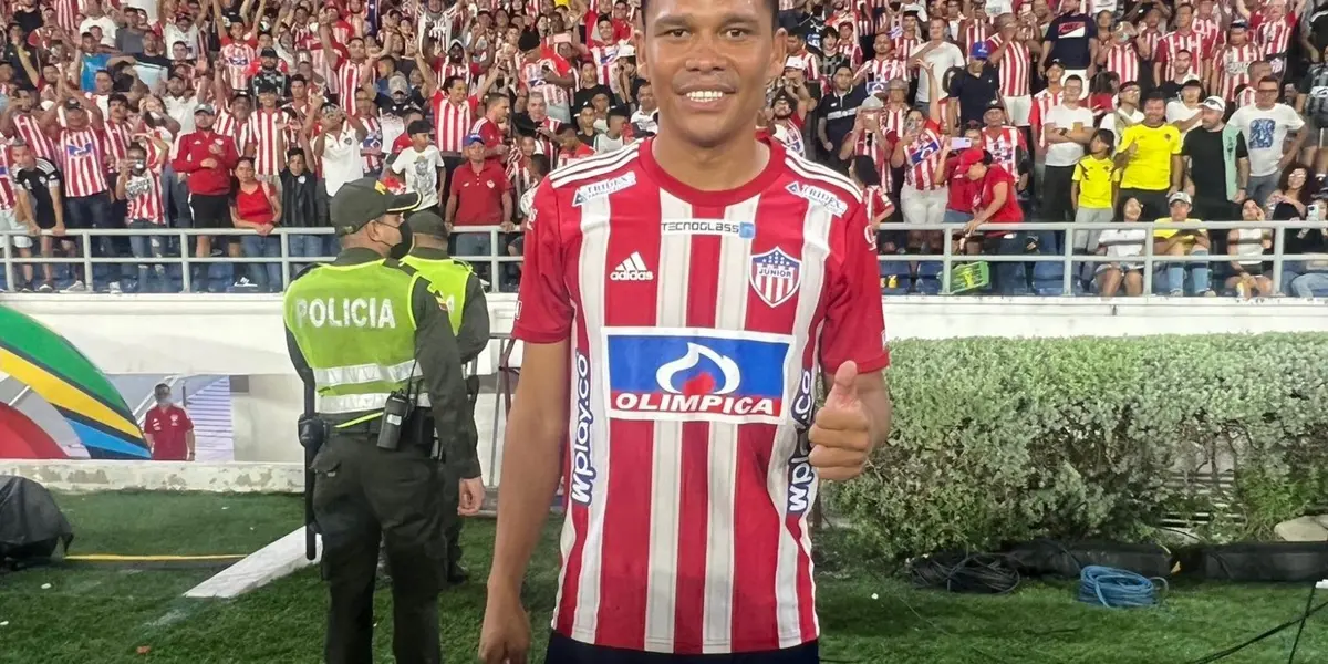 Carlos Bacca regresó a Colombia y es nuevo refuerzo del cuadro tiburón