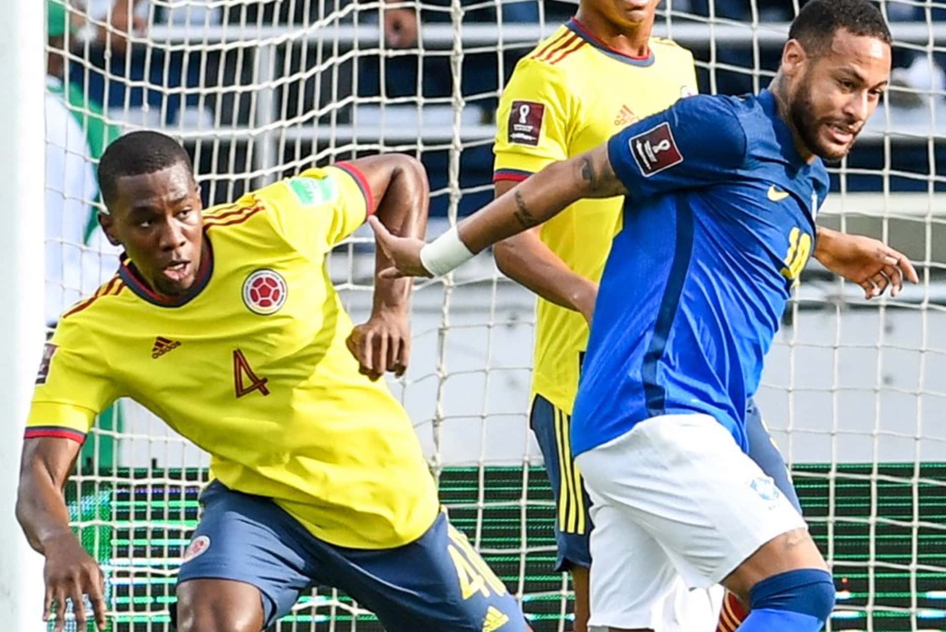 Carlos Cuesta fue uno de los mejores jugadores de la Selección Colombia contra Brasil y demostró que su nivel está por encima de Davinson Sánchez.