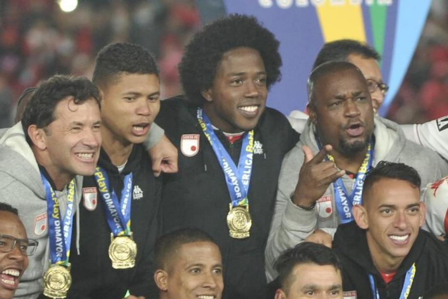 Carlos Sánchez pasa por uno de los momentos más emotivos en su carrera profesional y lo está viviendo en el Fútbol Profesional Colombiano (FPC).