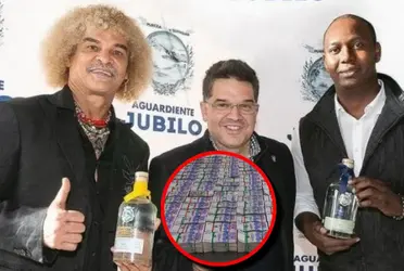 Carlos Valderrama tiene su propia marca de aguardiente y es de calidad de exportación.