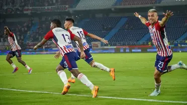 César Farías está dejando su huella en Junior. El técnico venezolano ha decidido darle prioridad a los jóvenes talentos de la cantera. Foto: Instagram