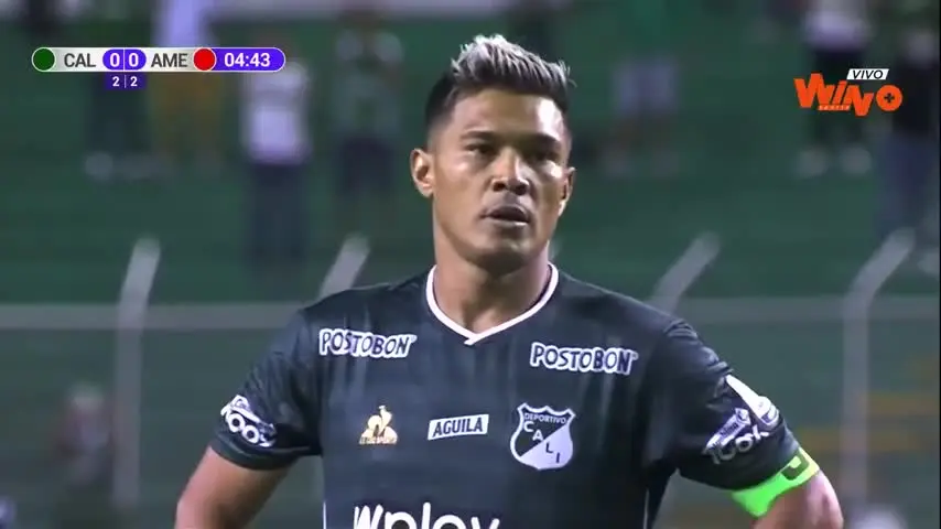 Como si no fuera suficiente el mal momento que vive el Deportivo Cali, ahora uno de sus referentes, y quizás el jugador más importante, no luce colaborador como antes.