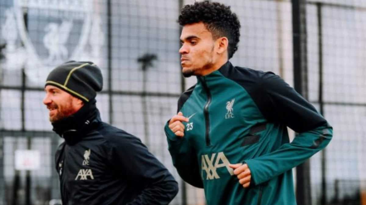 Con tan solo 2 partidos jugados el colombiano ha sorprendido a propios y extraños, así fue como un jugador histórico del club, y de la Selección inglesa elogia el fútbol del cafetero.