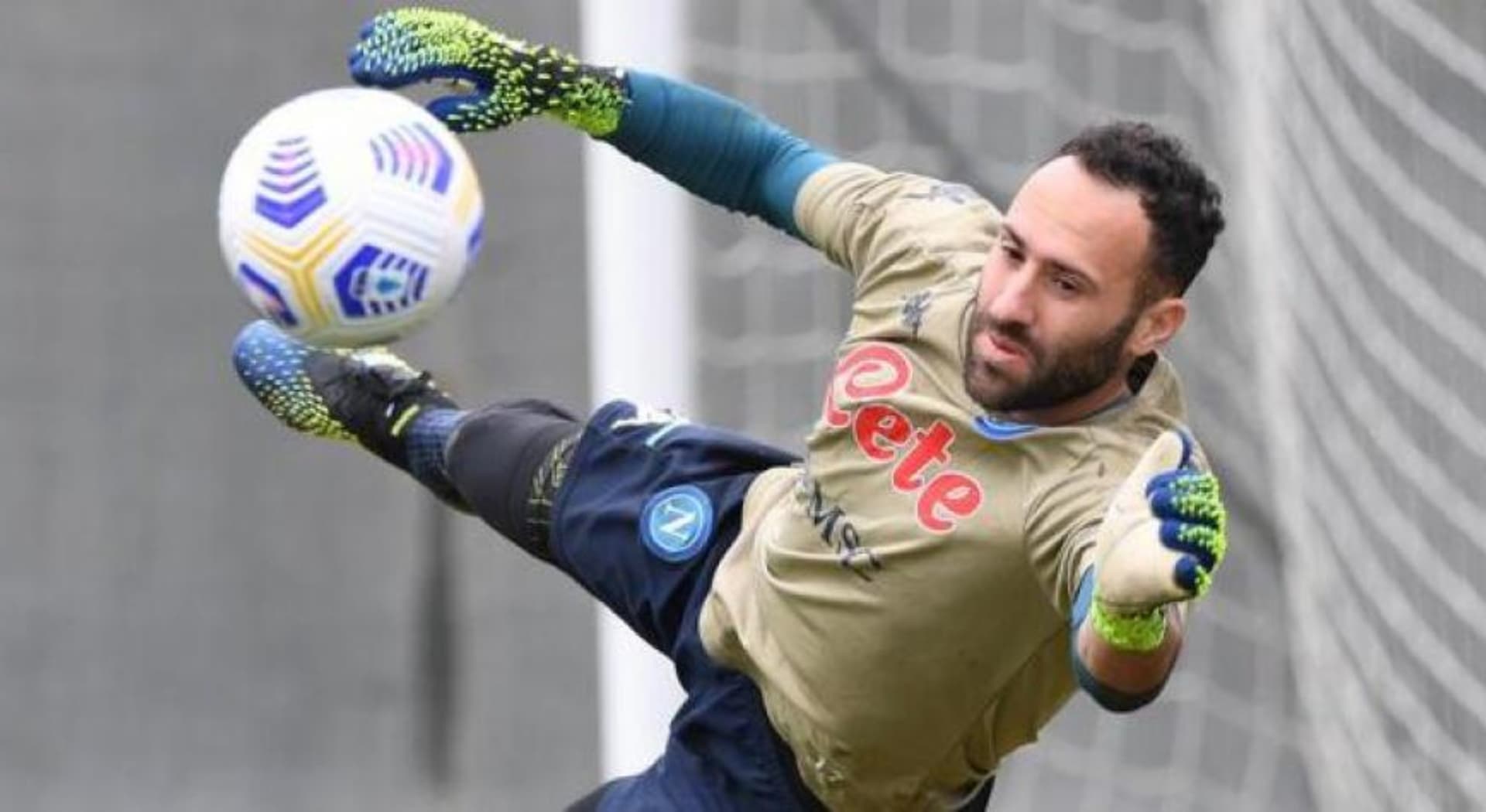 David Ospina salió por segunda ocasión como portero titular del Napoli y esta vez en la Europa League; para demostrar que tiene el nivel que necesita el entrenador Luciano Spaletti.