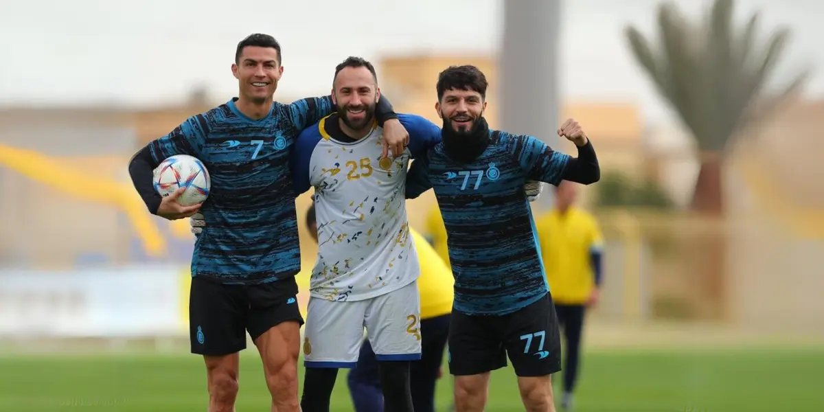 David Ospina y Cristiano Ronaldo en el Al Nassr de Arabia Saudita