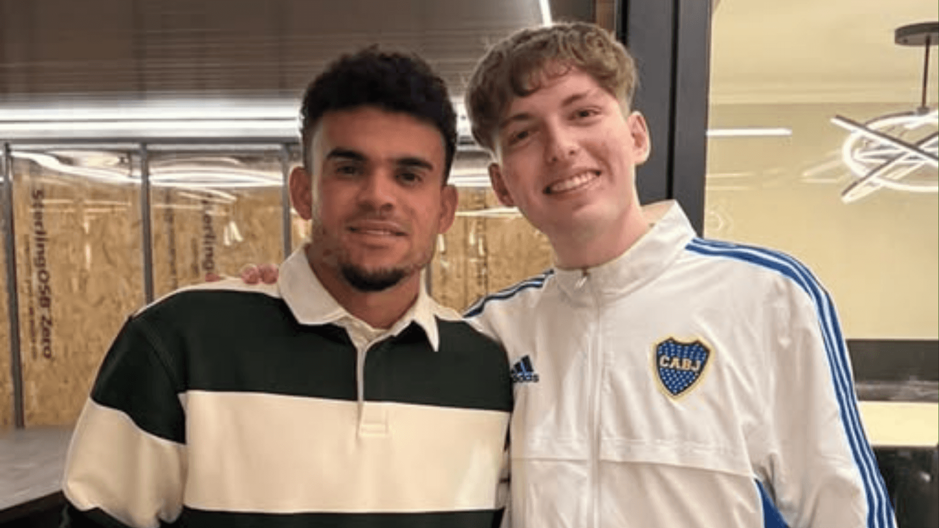 Davo Xeneize compartió su experiencia con el delantero colombiano, quien se encuentra en un buen momento con Liverpool.