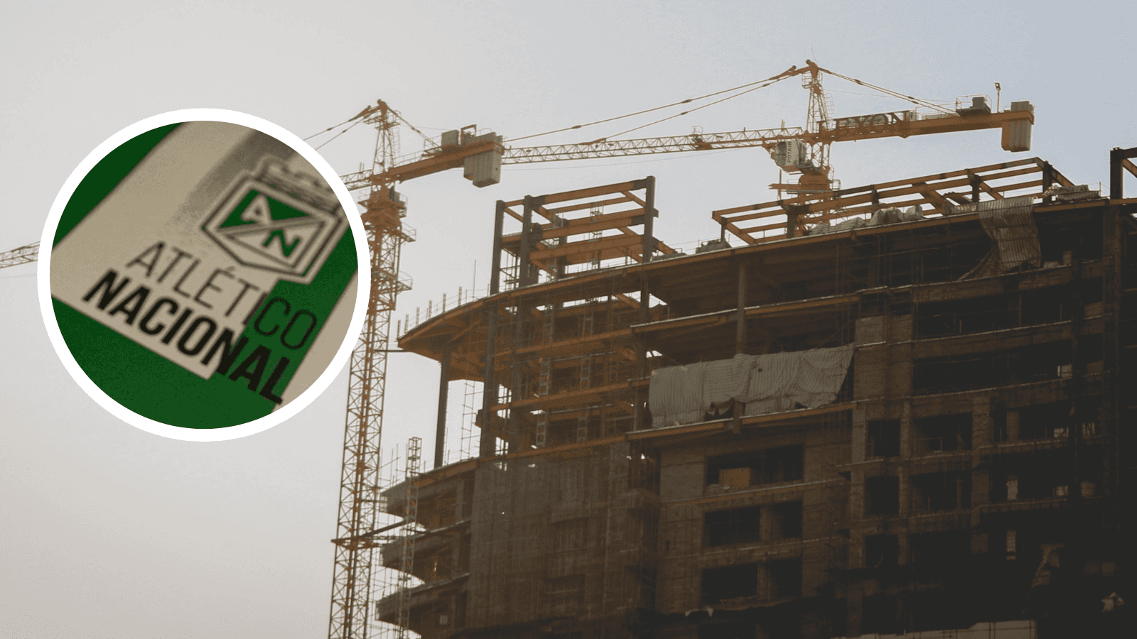 Del fútbol a la construcción: así vive hoy un campeón con Nacional que cambió los guayos por el casco. Foto: Nacionaloficial y Pexels