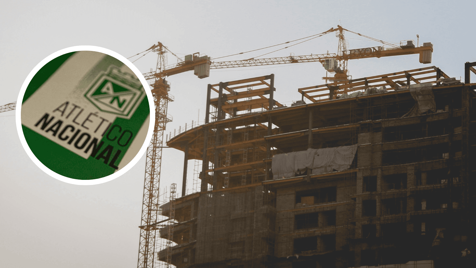 Del fútbol a la construcción: así vive hoy un campeón con Nacional que cambió los guayos por el casco. Foto: Nacionaloficial y Pexels