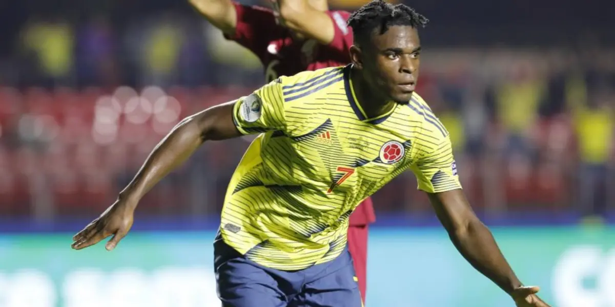 Duván Zapata es uno de los jugadores intocables en la selección de Colombia, pues pasa por un gran momento en Europa. 