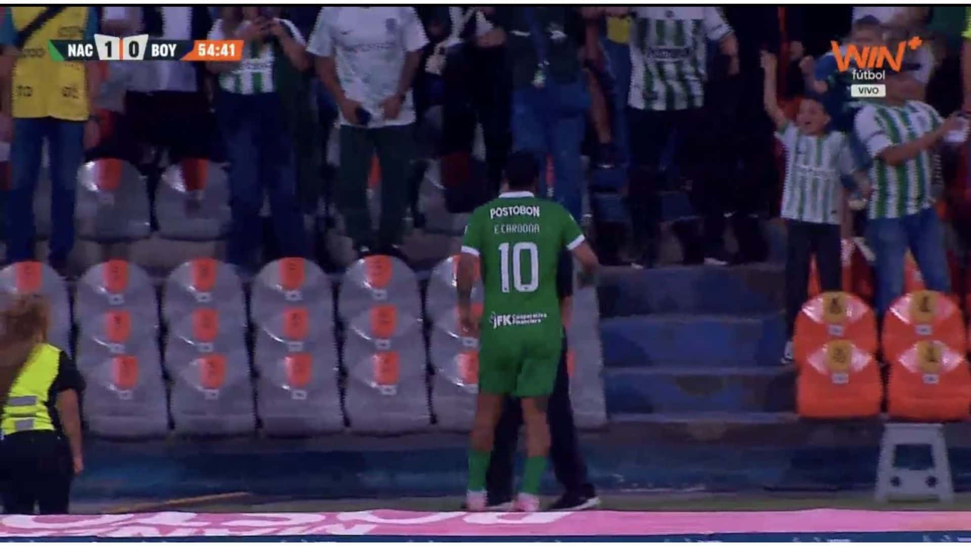 Edwin Cardona anotó desde mitad de cancha ante Boyacá Chicó - Captura de pantalla Win Sports
