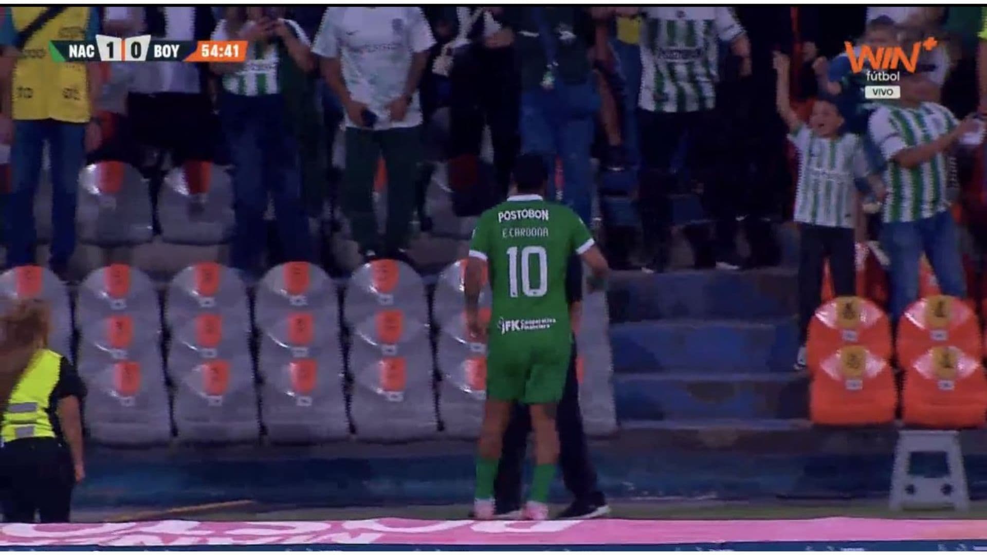 Edwin Cardona anotó desde mitad de cancha ante Boyacá Chicó - Captura de pantalla Win Sports