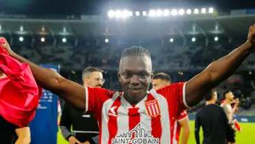 Edwuin Cetré celebrando en Argentina