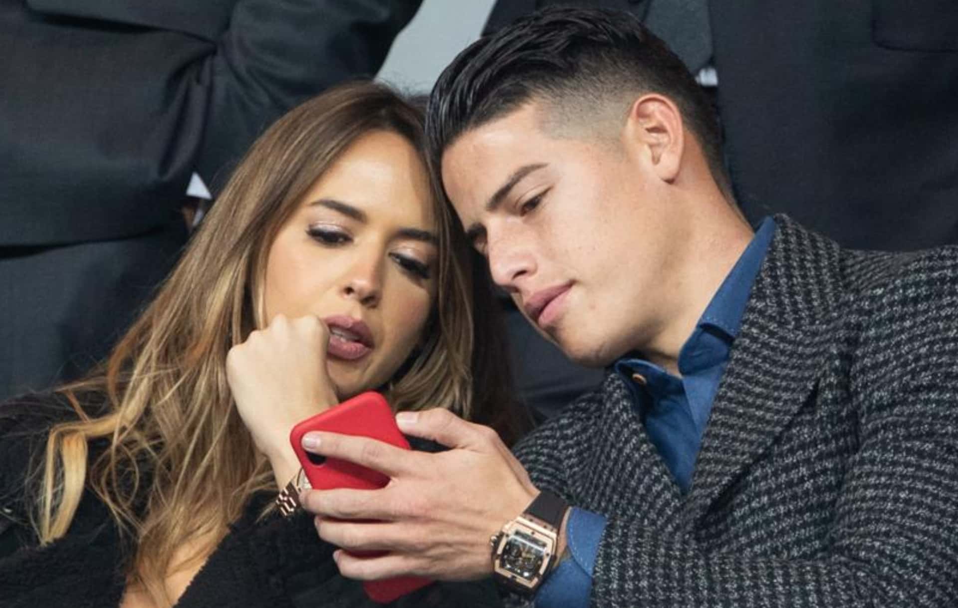 El “10” colombiano ahora suena que no va de titular en su vida amorosa.