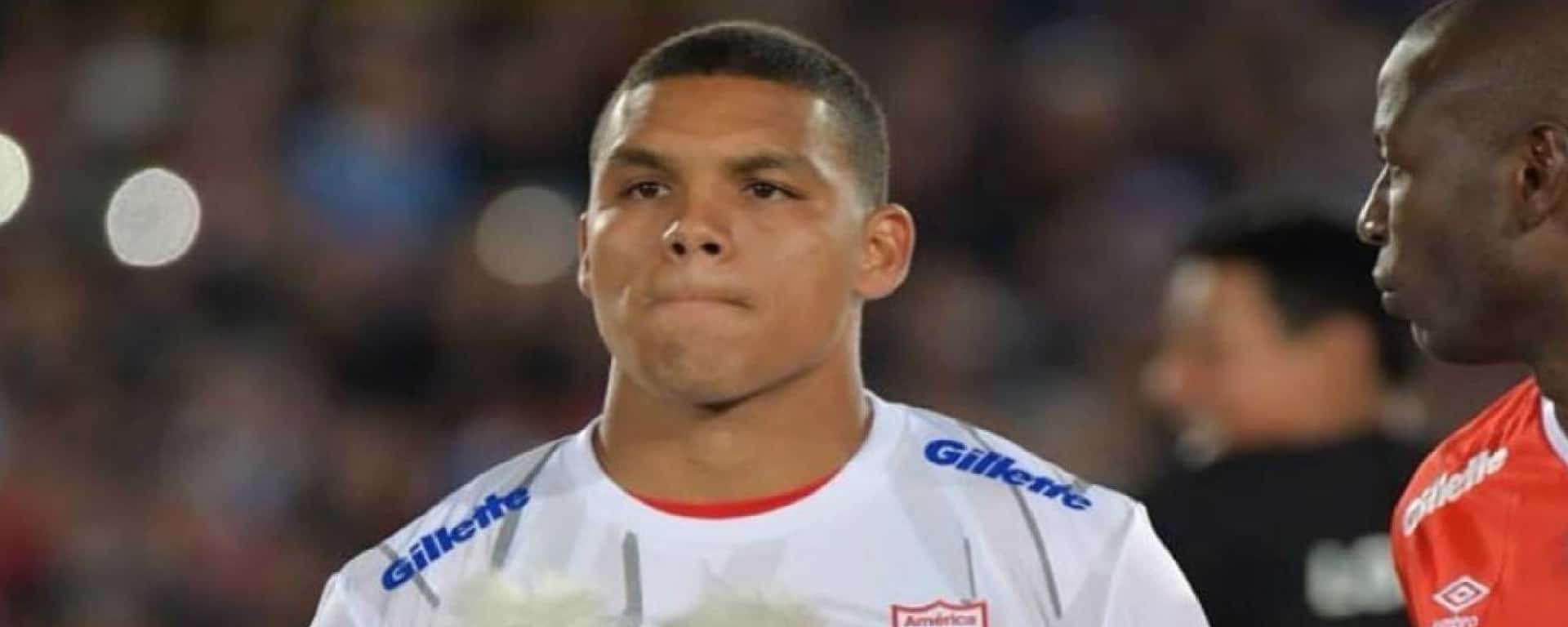 El arquero evaluaría abandonar el club al finalizar la próxima temporada.
