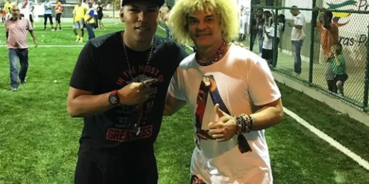 El artillero colombiano es uno de los jugadores que más gana en México como futbolista, lo cual hace que gaste sus millones en lujos, casas y autos último modelo.