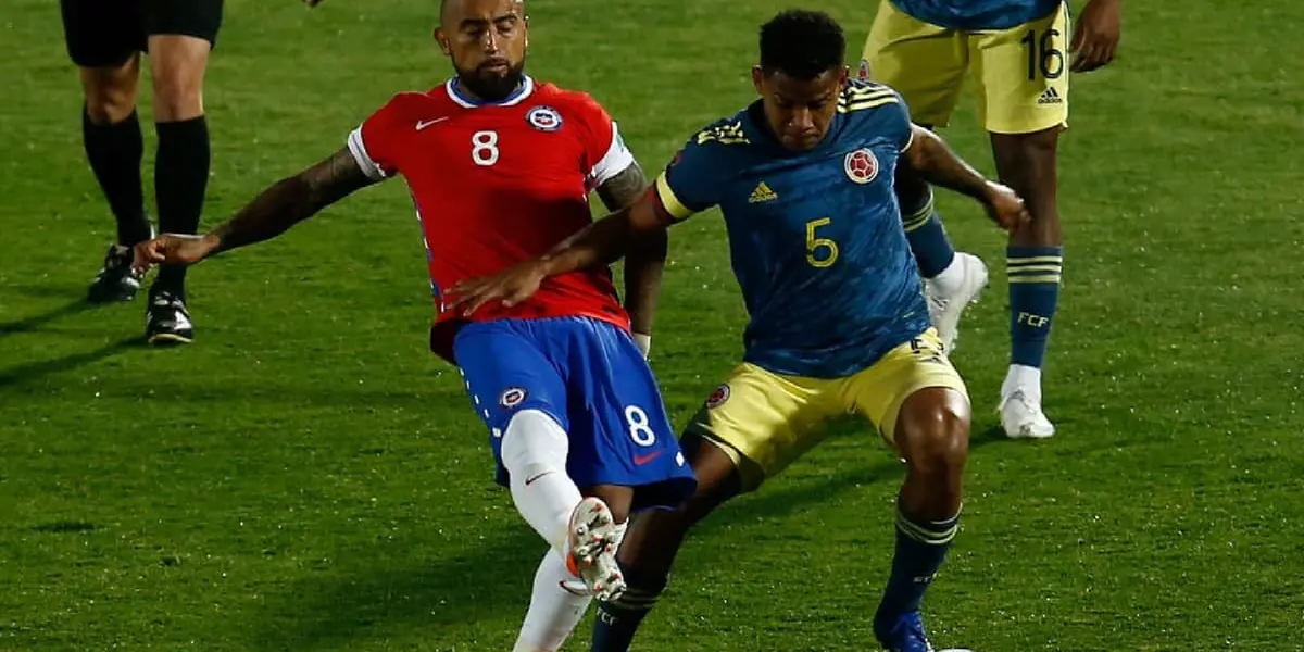 El atacante chileno hizo su debut con la selección en 2007 y desde entonces ha aprticipado de 139 disputas oficiales