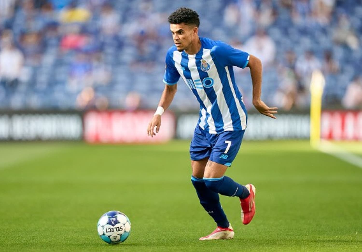 El Bayern de Munich al parecer daría un paso al costado en el intento por fichar a Luis Díaz y tendría una razón de peso para hacerlo.