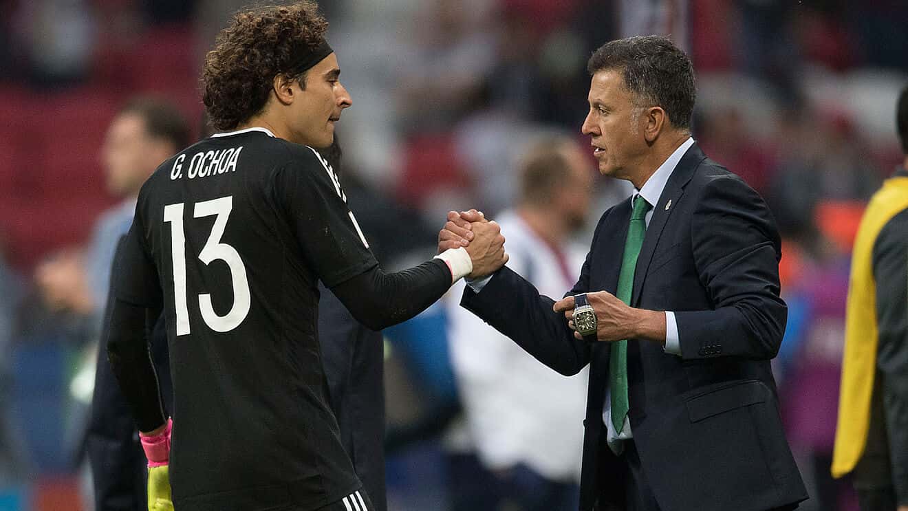 El Club América de México tendría en sus planes al entrenador risaraldense, esto gracias a su experiencia como entreador de la selección manita.