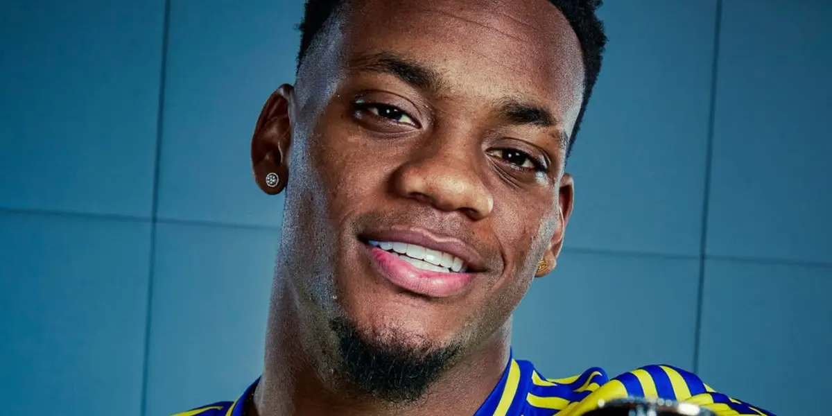 El colombiano comparte delantera con Cristiano Ronaldo y Sadio Mané. Foto: Instagram