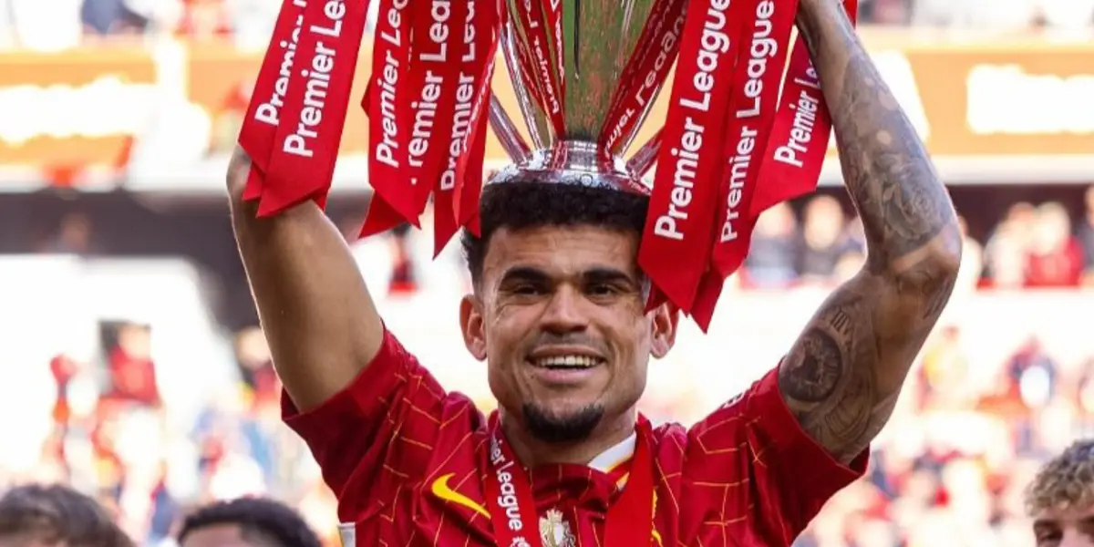 El colombiano espera un cambio económico, que de paso tendría una nueva camiseta Foto: Luis Díaz