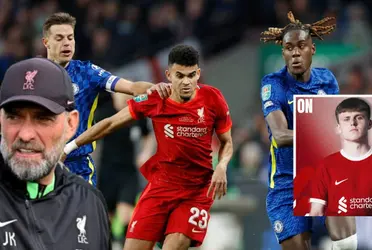 La reacción de Luis Díaz al ser reemplazado por Ben Doak en Liverpool vs Chelsea