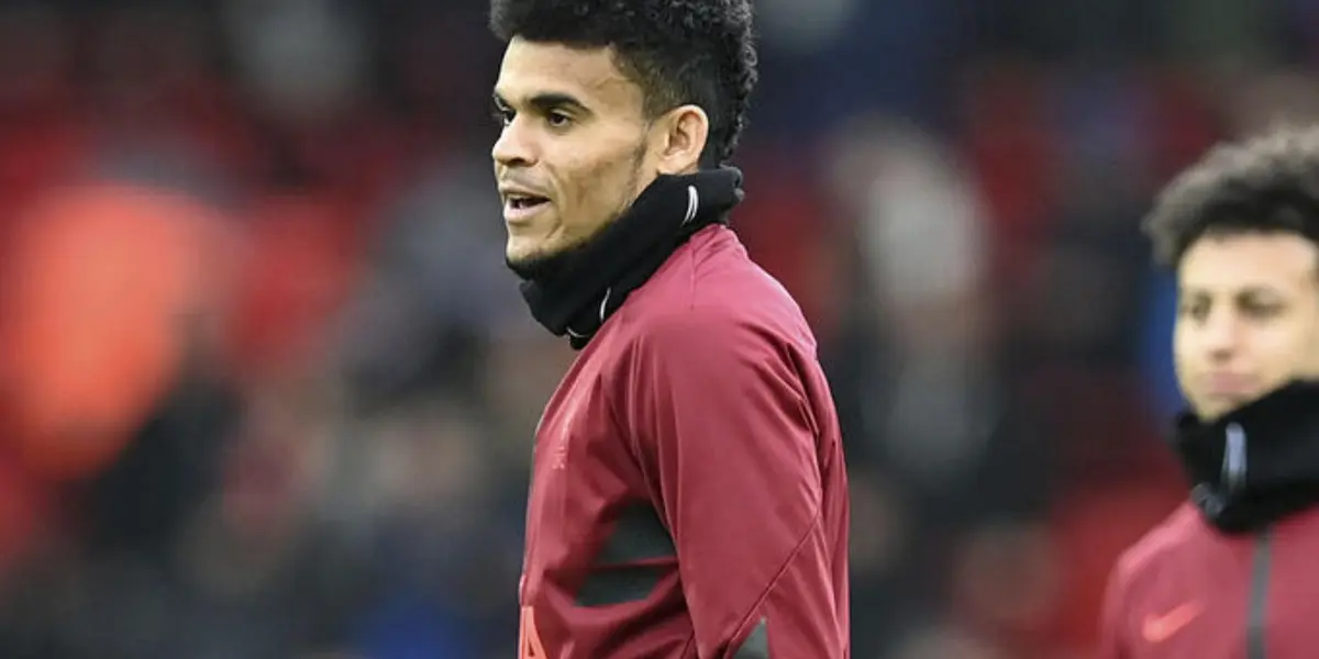 El colombiano fue suplente en el partido ante Burnley en la Premier League y las criticas al entrenador Jurgen Kloop no se hicieron esperar.