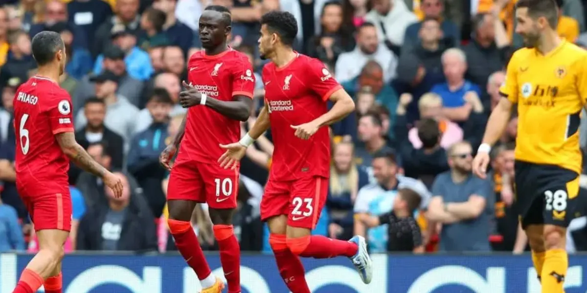 El colombiano fue titular en la victoria de Liverpool 3-1 ante Wolverhampton en la Premier League y recibió una gran sorpresa.