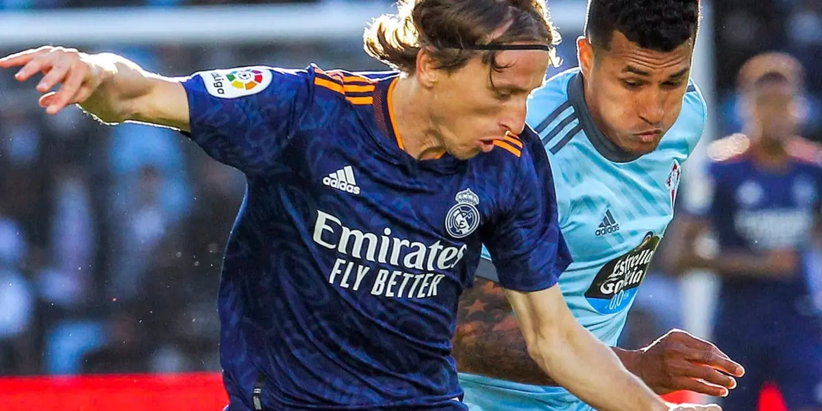 El colombiano Jeison Murillo no tuvo una buena actuación frente al Real Madrid y se pone en riesgo su titularidad en el Celta de Vigo. 