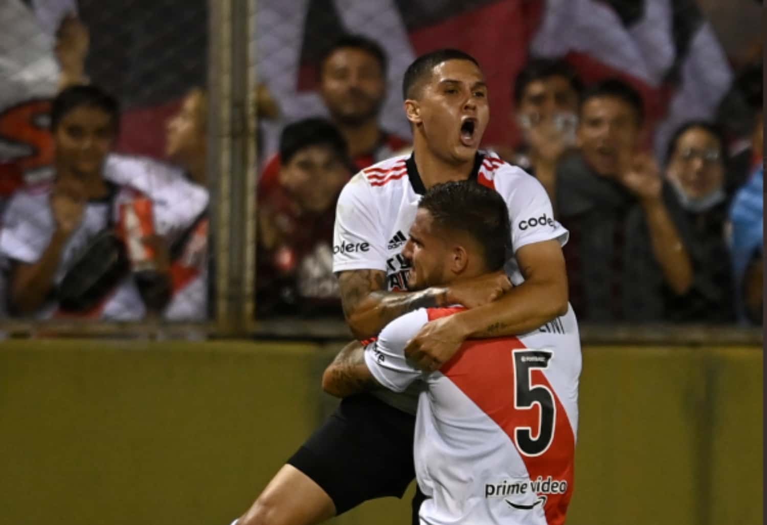 El colombiano Juan Fernando Quintero está a media máquina en Argentina y pese a ello le mandó un mensaje a quienes dudan de su nivel actual.