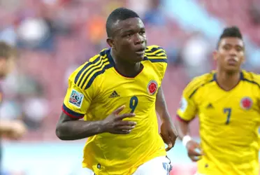 El colombiano juega en el fútbol de Rusia y la Selección Colombia está urgida de un buen delantero centro.