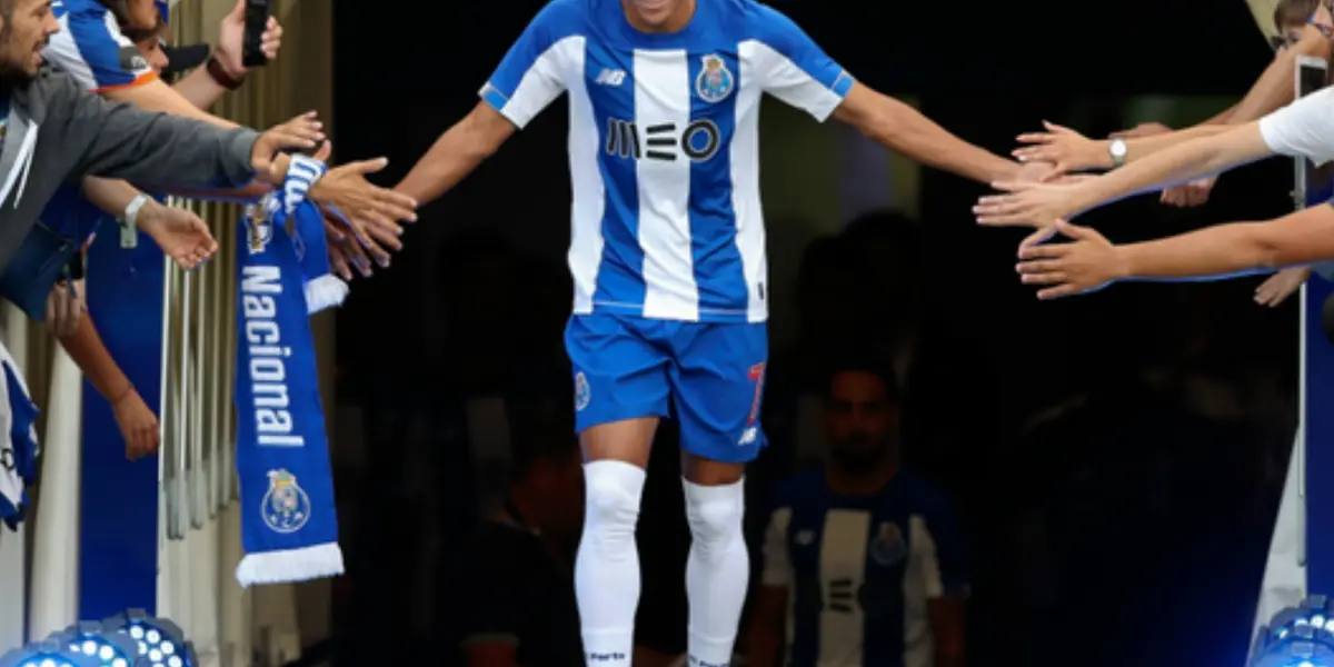 El colombiano Luis Díaz no termina de definir su futuro en el FC Porto y el club optaría por retenerlo por una razón de peso.