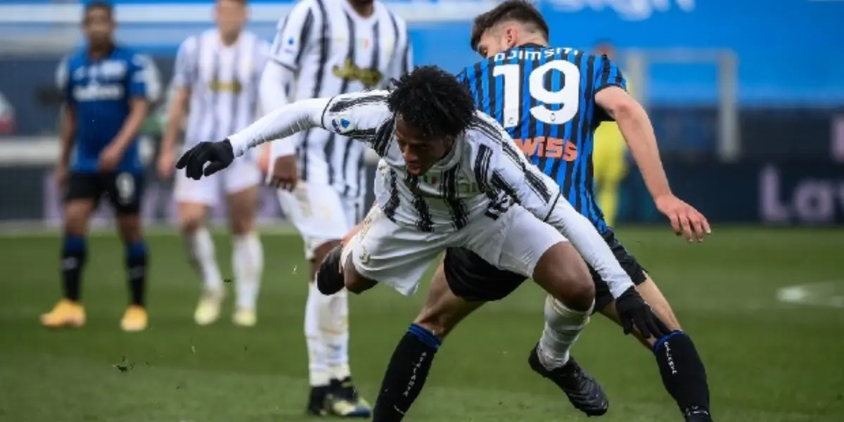 El colombiano perdió la final de la Copa Italia 2022 y cometió un error en defensa.