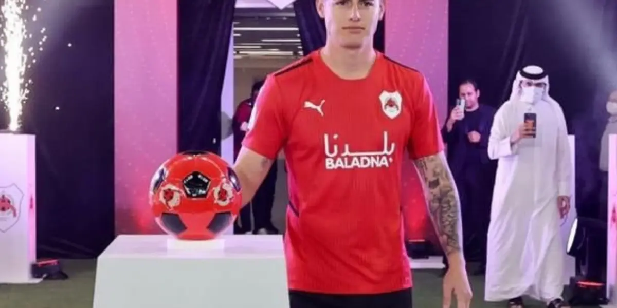 El colombiano pese a que no ha debutado ha dejado verse entrenando y pronto estaría demostrando sus condiciones en esa liga exótica.