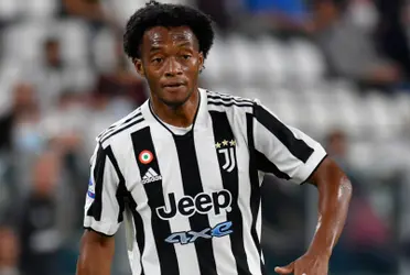 El colombiano que es muy irregular con su fútbol ganó una distinción en la liga italiana.