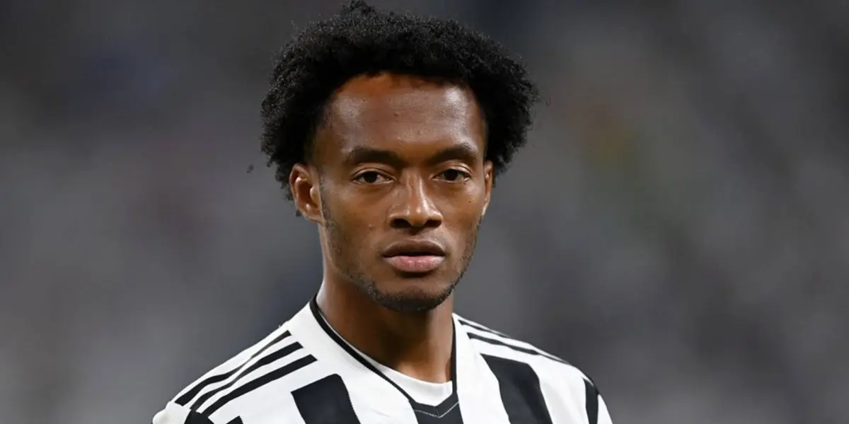 El colombiano se encuentra muy cerca de renovar con su equipo, dicen medios en Italia.