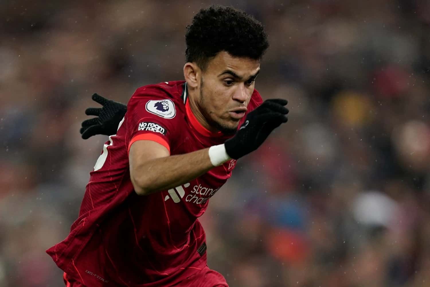 El colombiano sigue cosechando buenas actuaciones en Inglaterra y se va convirtiendo en pieza fundamental de Liverpool.