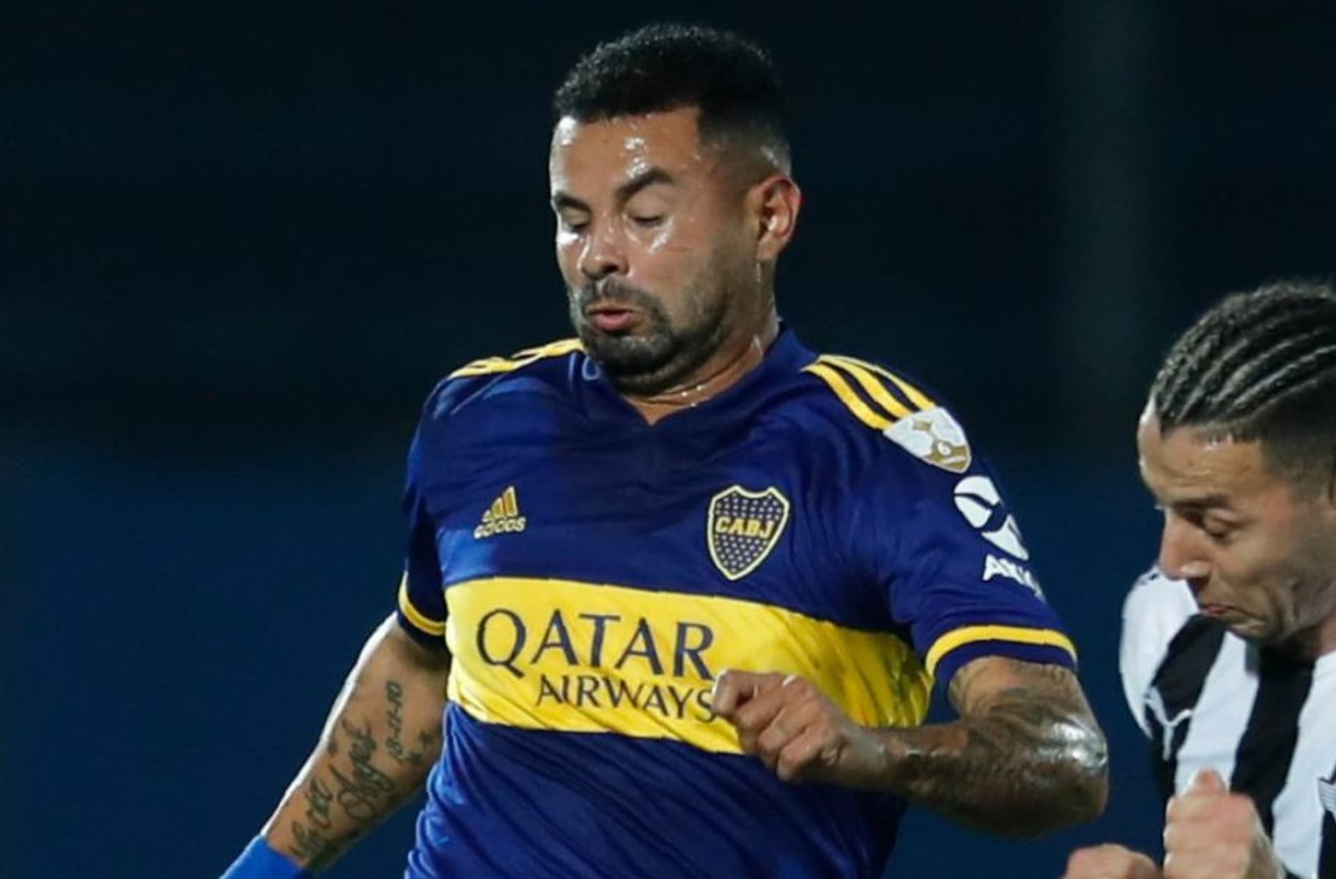 El colombiano sigue sin enderezar su rumbo a lo interno del club argentino y su futuro se complica cada vez más.