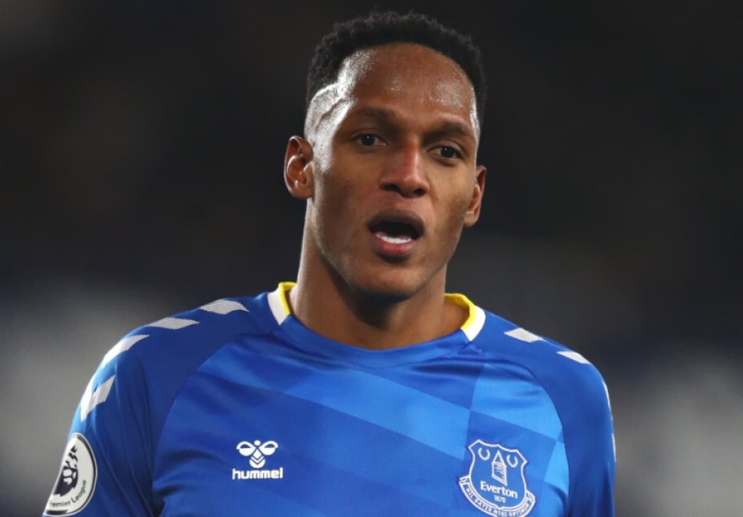El colombiano Yerry Mina podría salir del Everton y eso tiene en vilo al nacido en Guachené, porque el destino no es muy atractivo.