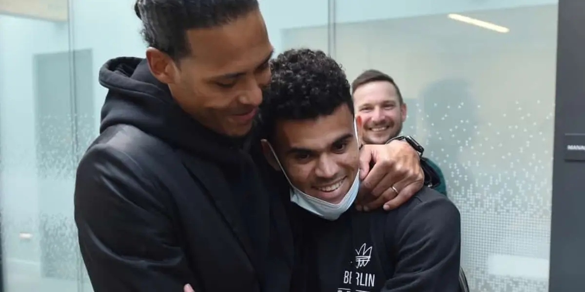 El defensor habló previo al partido ante Villareal por Champions Legue y tuvo unas palabras para el colombiano.